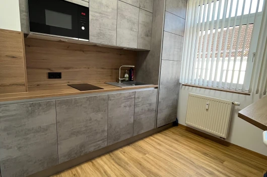 Helle, individuell nutzbare Büro-/Geschäftsfläche in perfekter Lage von Rötz zu vermieten