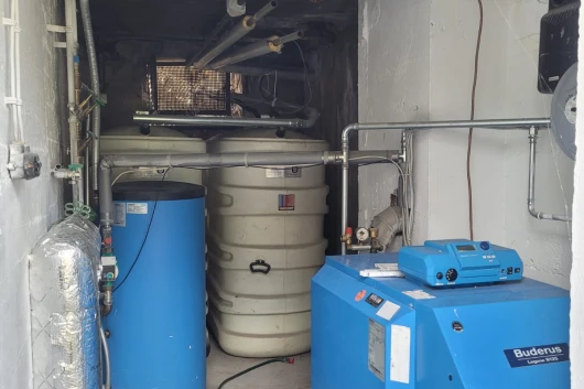 Vielfältig nutzbare Laden- & Werkstattfläche mit ausbaubaren Wohneinheiten im Herzen Burglengenfelds